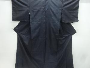 未使用品　草花模様織出し本場泥大島紬着物